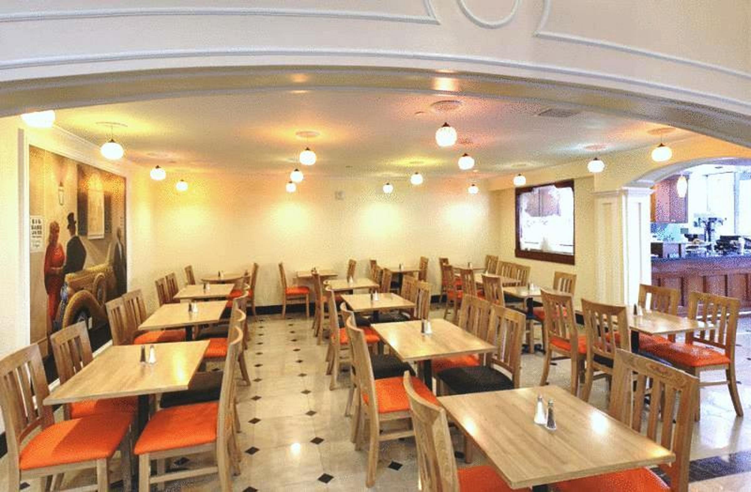 Hotel Wyndham Garden Baronne Plaza New Orleans Esterno foto