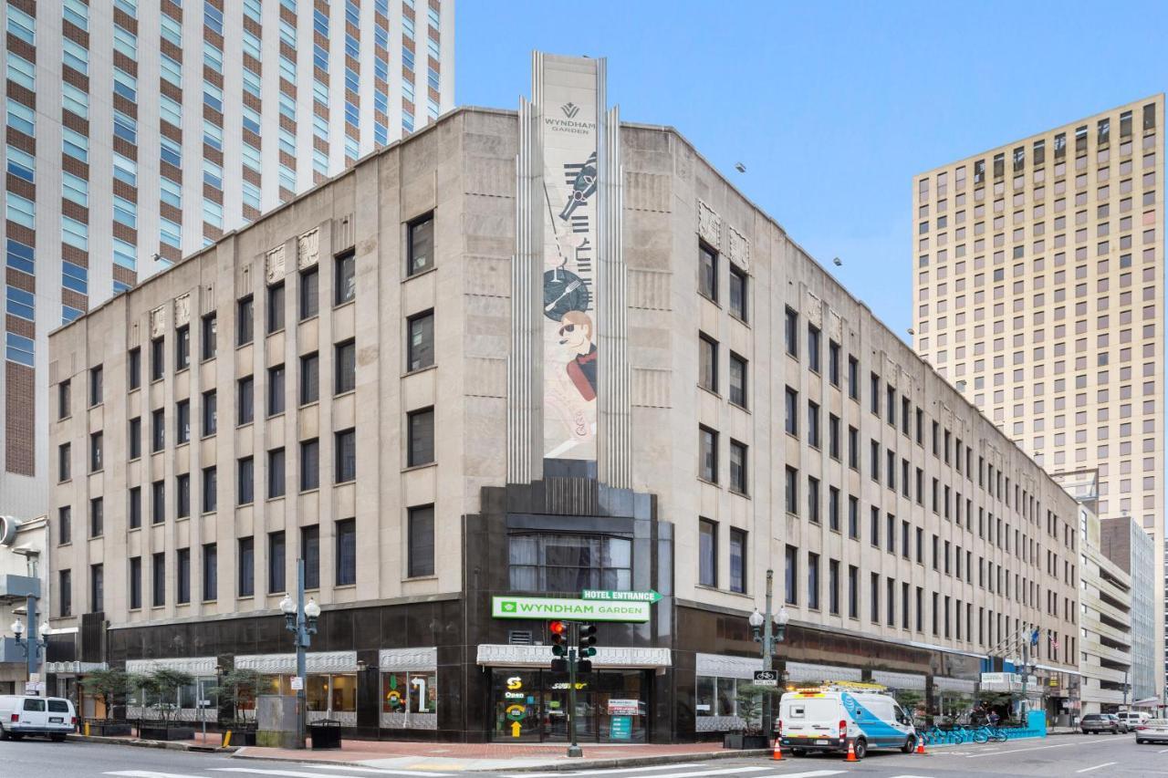 Hotel Wyndham Garden Baronne Plaza New Orleans Esterno foto
